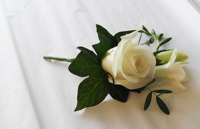 rose_buttonhole